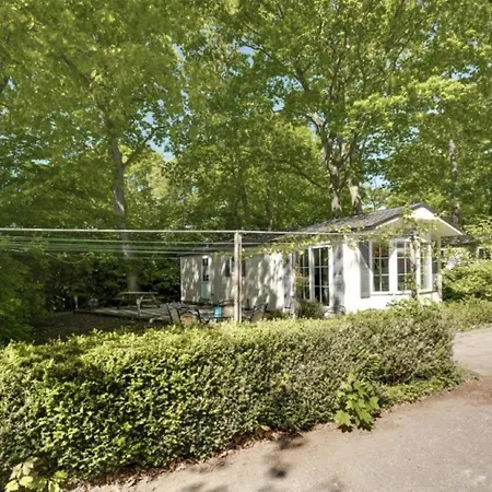 Boshuisje- Chez Michel Holiday home Wageningen